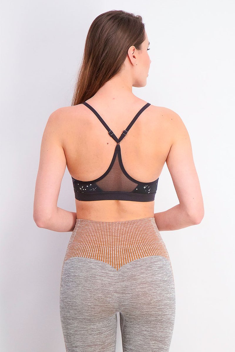 Nike حمالة صدر رياضية نسائية بتصميم ظهر Racerback، تأثير منخفض، مبطنة، سوداء - Image 4